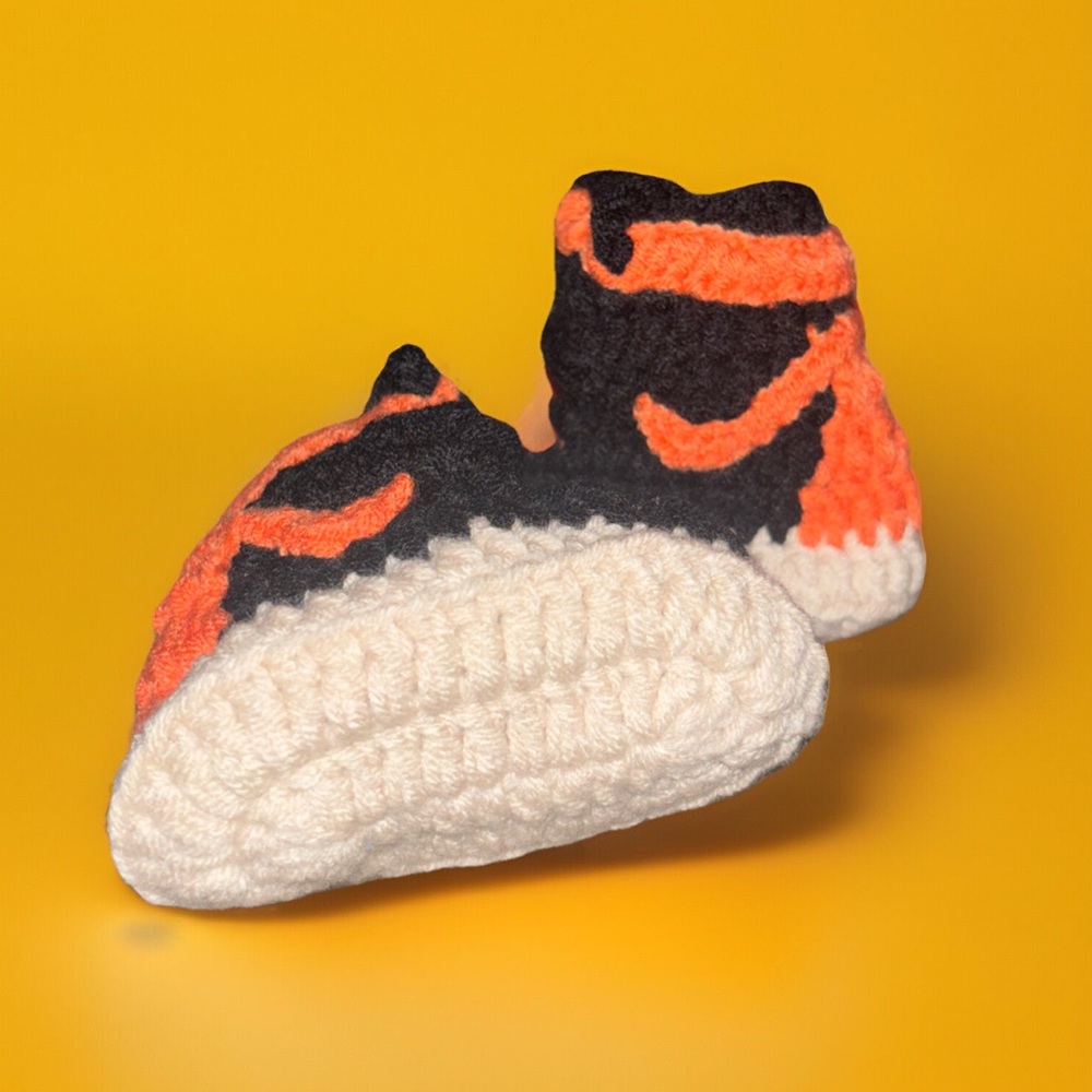New hand knit Nike dunk Baby Walker Shoes Orange and Black High-Top 11cm - Picture 4 of 4